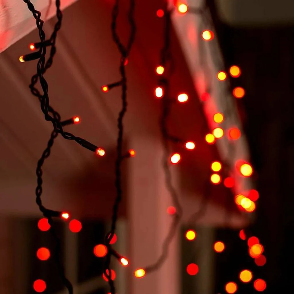 Гирлянда светодиодная Бахрома (Айсикл) 5,6x0,9м 240 LED КРАСНЫЙ черный каучук, IP67 3,3мм постоянное свечение 230В блок в комплекте NEON-NIGHT
