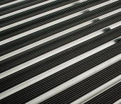 Решетка придверная с алюминиевой несущей конструкцией, войлочное наполнение, цвет антрацит, 75х50 см