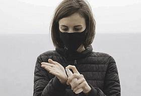 Как правильно обрабатывать руки антисептиком. 5 важных советов Как правильно обрабатывать руки антисептиком. 5 важных советов